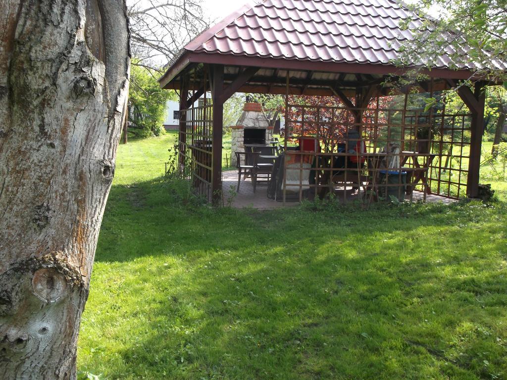 Dworek W Ogrodzie Kazimierz Dolny Exterior foto